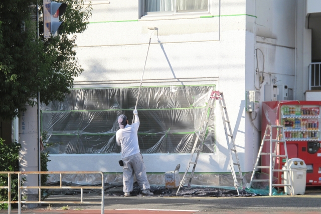 関連する業種の建設許可を取得する際に注意すべきポイント